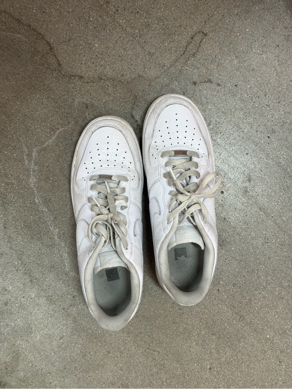 Men's White Leather Low-Top Sneakers with Perforated Toe